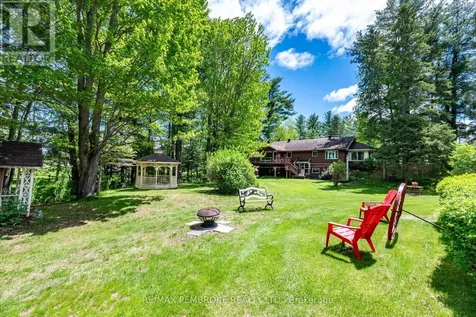 236 Witt Road Laurentian Valley ON K8A 6W5