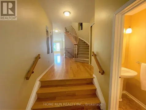 251 Meadowbreeze Drive Ottawa ON K2M 3A6