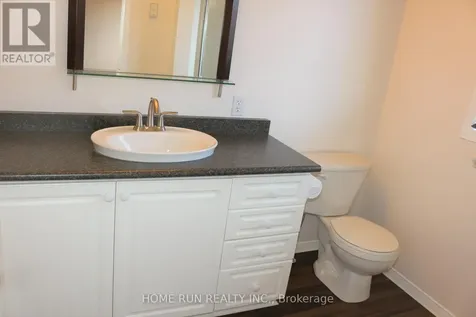251 Meadowbreeze Drive Ottawa ON K2M 3A6