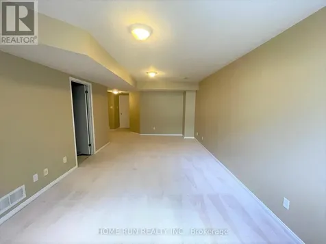 251 Meadowbreeze Drive Ottawa ON K2M 3A6