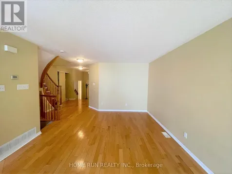 251 Meadowbreeze Drive Ottawa ON K2M 3A6