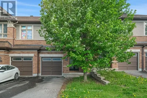 812 Fletcher Circle Ottawa ON K2T 0B6