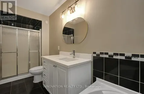 812 Fletcher Circle Ottawa ON K2T 0B6