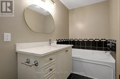 812 Fletcher Circle Ottawa ON K2T 0B6