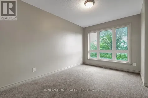 812 Fletcher Circle Ottawa ON K2T 0B6
