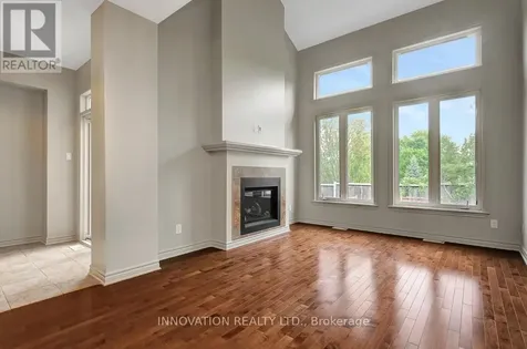 812 Fletcher Circle Ottawa ON K2T 0B6