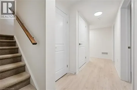 525 Erinbrook Drive Kitchener ON N2E 3T1