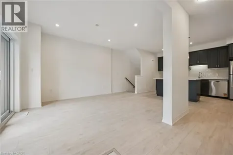 525 Erinbrook Drive Kitchener ON N2E 3T1