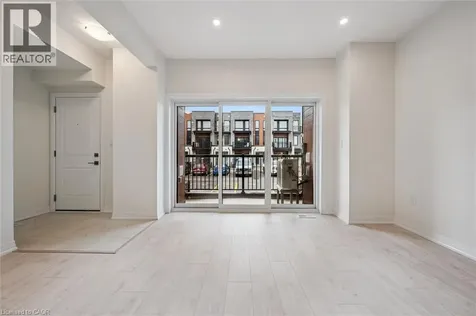 525 Erinbrook Drive Kitchener ON N2E 3T1