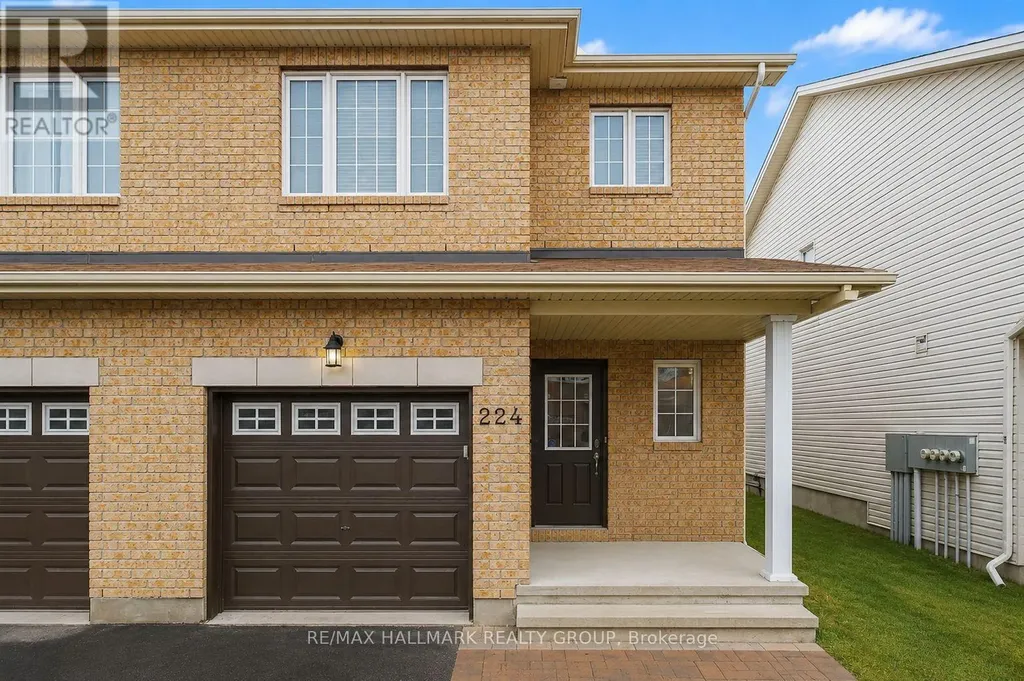 224 Lamplighters Drive Ottawa ON K2J 0K7