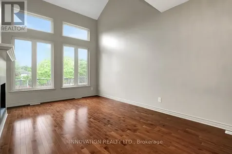 812 Fletcher Circle Ottawa ON K2T 0B6