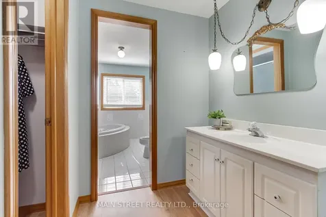 316 Biehn Drive Kitchener ON N2R 1C7