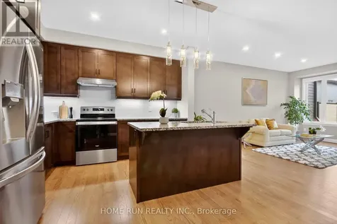 308 Wigwas Street Ottawa ON K1K 5A1