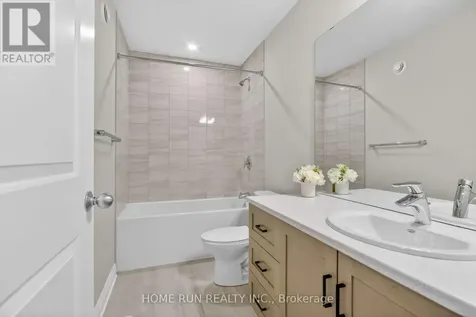 308 Wigwas Street Ottawa ON K1K 5A1