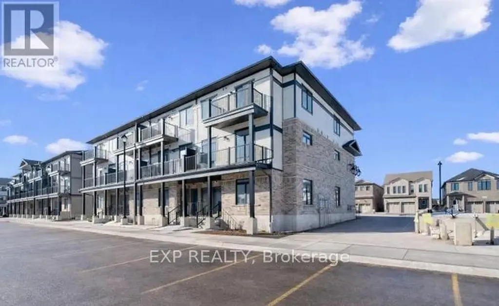 118 Oat Lane Kitchener ON N2R 0S8
