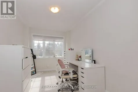 311 Woolwich Street Waterloo ON N2K 0H4