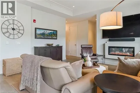 123 Maurice Drive Oakville ON L6K 2W6