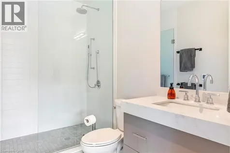 123 Maurice Drive Oakville ON L6K 2W6