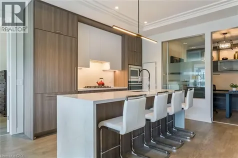 123 Maurice Drive Oakville ON L6K 2W6
