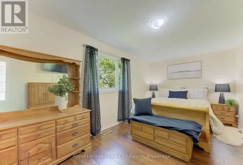 157 Leeson Street East Luther Grand Valley ON L9W 5Y8