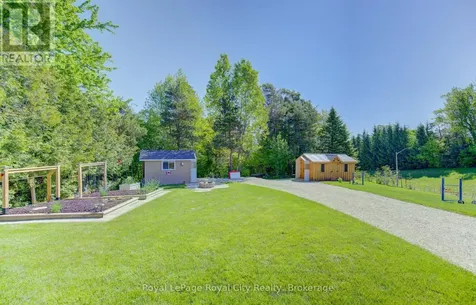 157 Leeson Street East Luther Grand Valley ON L9W 5Y8