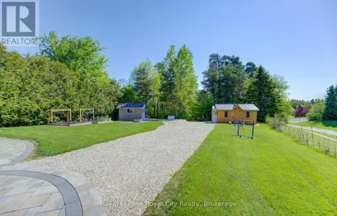 157 Leeson Street East Luther Grand Valley ON L9W 5Y8