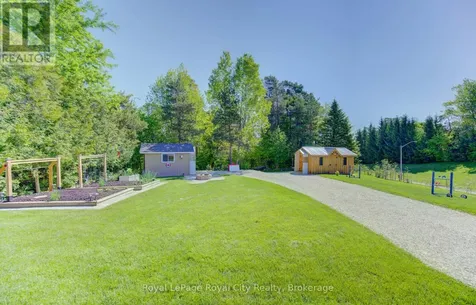 157 Leeson Street East Luther Grand Valley ON L9W 5Y8