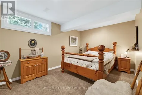 113 B 13th Avenue Hanover ON N4N 3V1