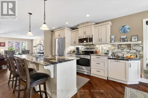 113 B 13th Avenue Hanover ON N4N 3V1