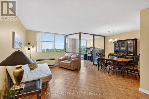 2760 Carousel Crescent Ottawa ON K1T 2N4