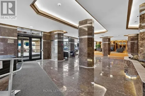 2760 Carousel Crescent Ottawa ON K1T 2N4