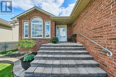 11 Fox Den Drive Brighton ON K0K 1H0