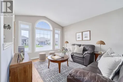 11 Fox Den Drive Brighton ON K0K 1H0