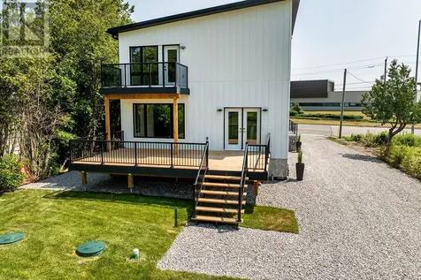 2246 Highway 2 Clarington ON L1C 6C3