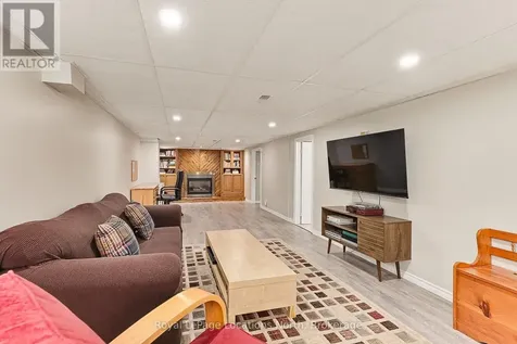 81 Peel Street Collingwood ON L9Y 3V5