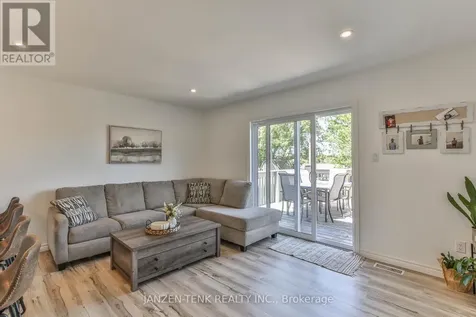 22 Beckett Boulevard Tillsonburg ON N4G 5N1
