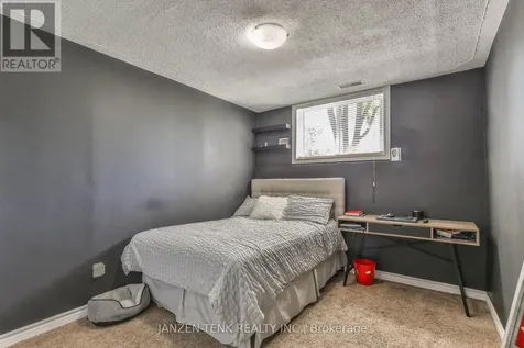 22 Beckett Boulevard Tillsonburg ON N4G 5N1
