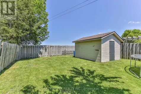 22 Beckett Boulevard Tillsonburg ON N4G 5N1
