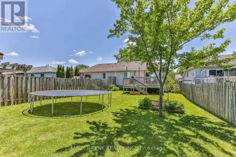 22 Beckett Boulevard Tillsonburg ON N4G 5N1