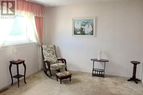 224 Danis Avenue Cornwall ON K6H 5E7