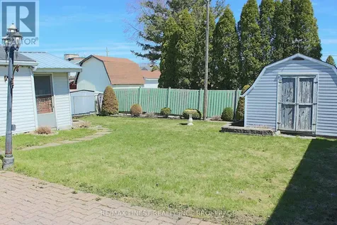 224 Danis Avenue Cornwall ON K6H 5E7
