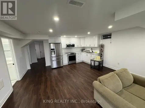 83 Atlantis Drive Orillia ON L3V 8L4