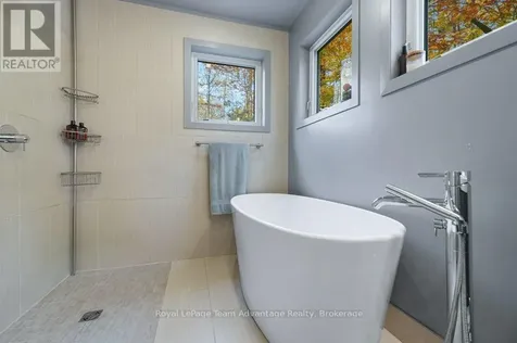 34 Beechwood Lane Seguin ON P2A 0B2