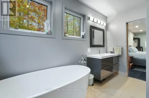 34 Beechwood Lane Seguin ON P2A 0B2