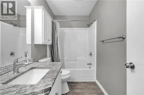 1630 Benjamin Drive London ON N5V 5K1