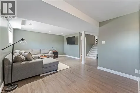 37 Northridge Drive Lincoln ON L0R 2A0