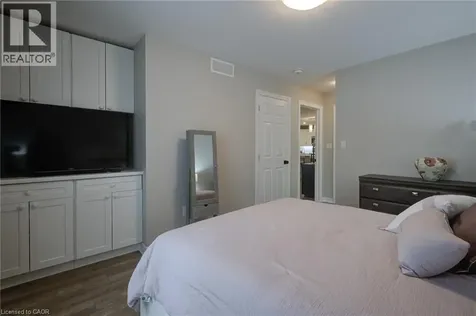 51 Devon Drive Exeter ON N0M 1S3