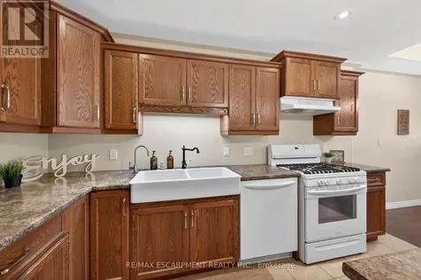 10 Emily Street Haldimand ON N0A 1H0