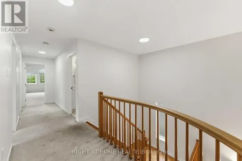 281 Goldridge Drive Ottawa ON K2T 1H4