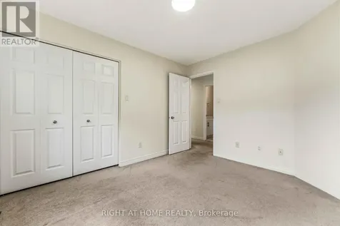 281 Goldridge Drive Ottawa ON K2T 1H4
